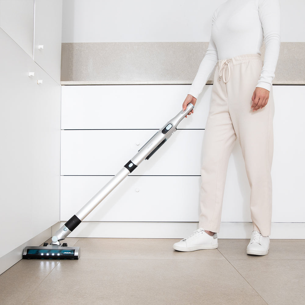 Cecotec Scoba 2100 Jalisco Aspirateur Balai Numérique Brushless 0,73 kg Léger ForceSonic