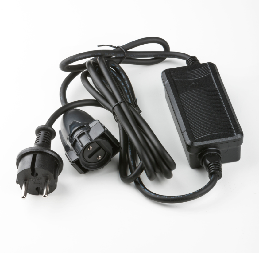 Zodiac – Cargador 1A EU MPPC R1087600