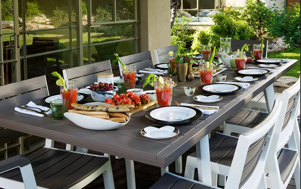 Keter - Mesa de refeição de exterior extensível Harmony branco/capuccino