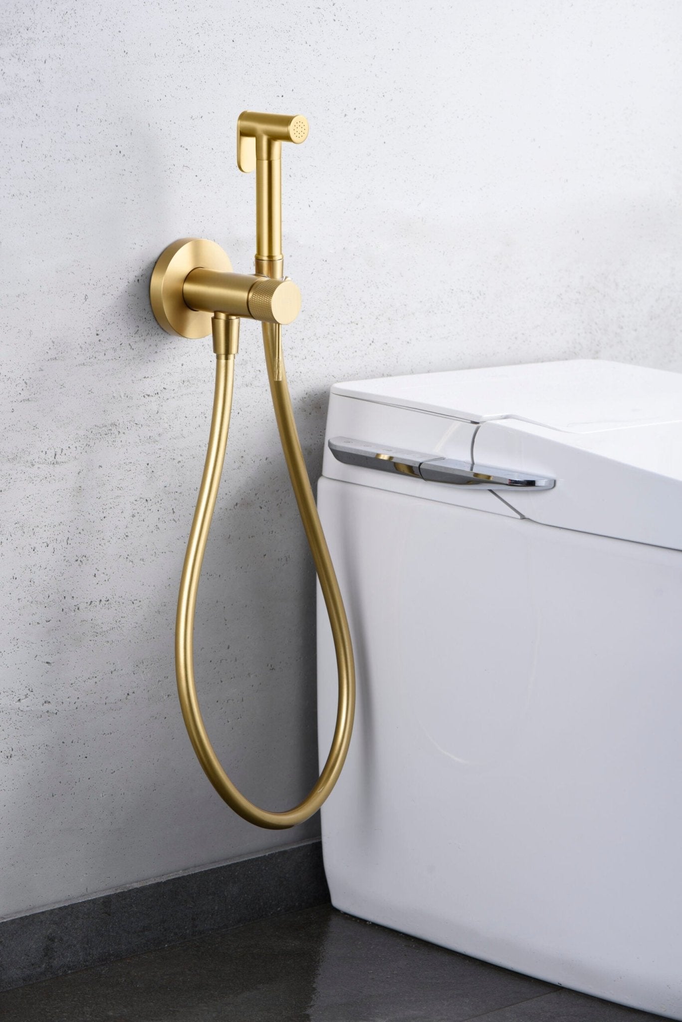 Grifería de Imex - bidé empotrada monomando oro cepillado serie Line - BricoandPool