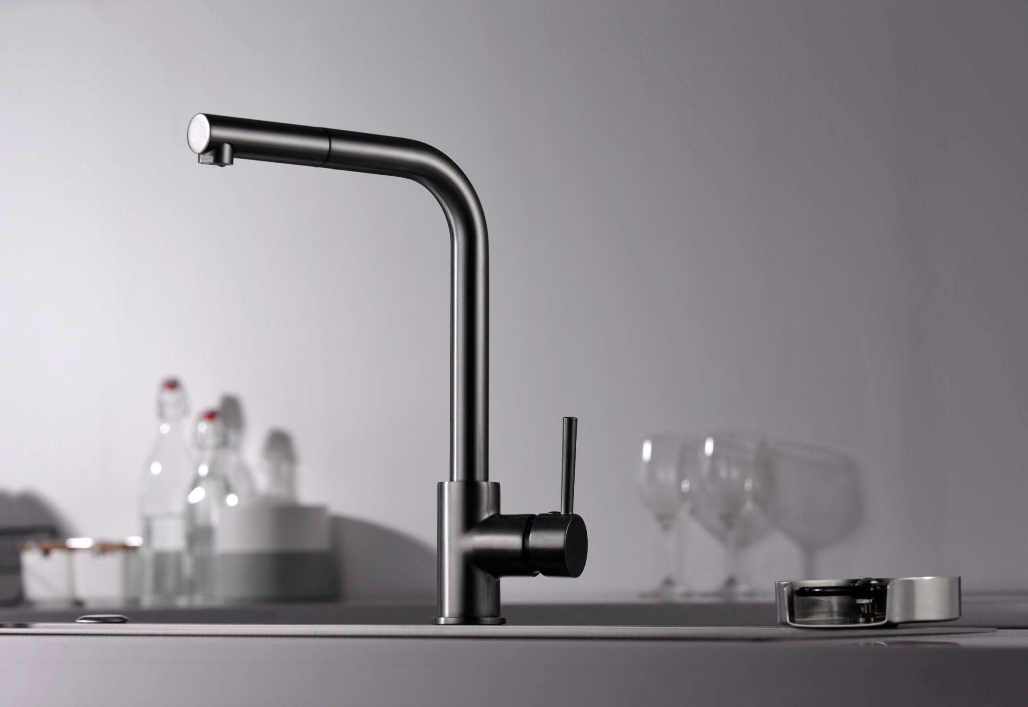 Imex - Grifo de cocina MALTA black gun metal - BricoandPool