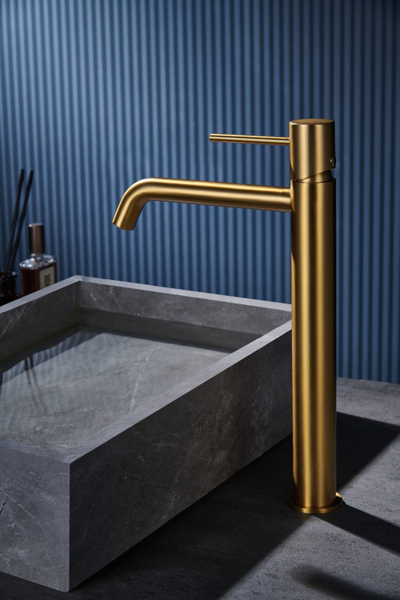 Imex - Monomando lavabo alto Monza oro cepillado - BricoandPool