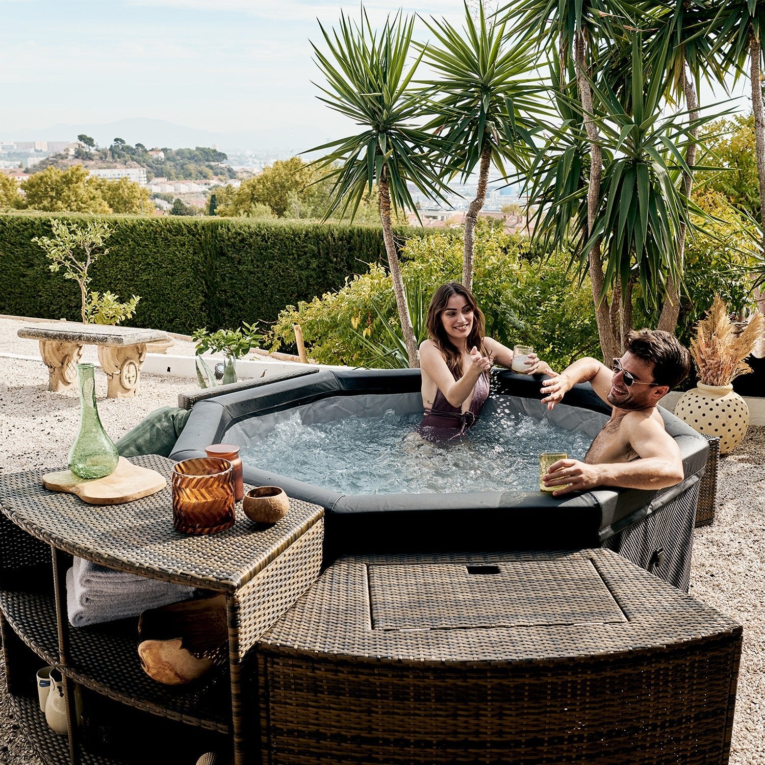 NetSpa - Spa hinchable Octopus + Mobiliario - BricoandPool